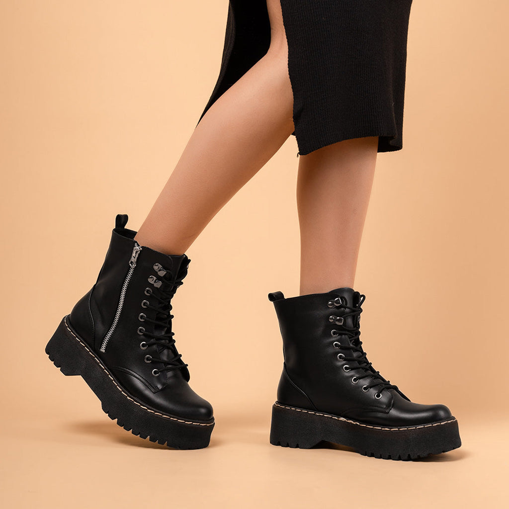 BOTINES NEGRO NAOMI ARANNI