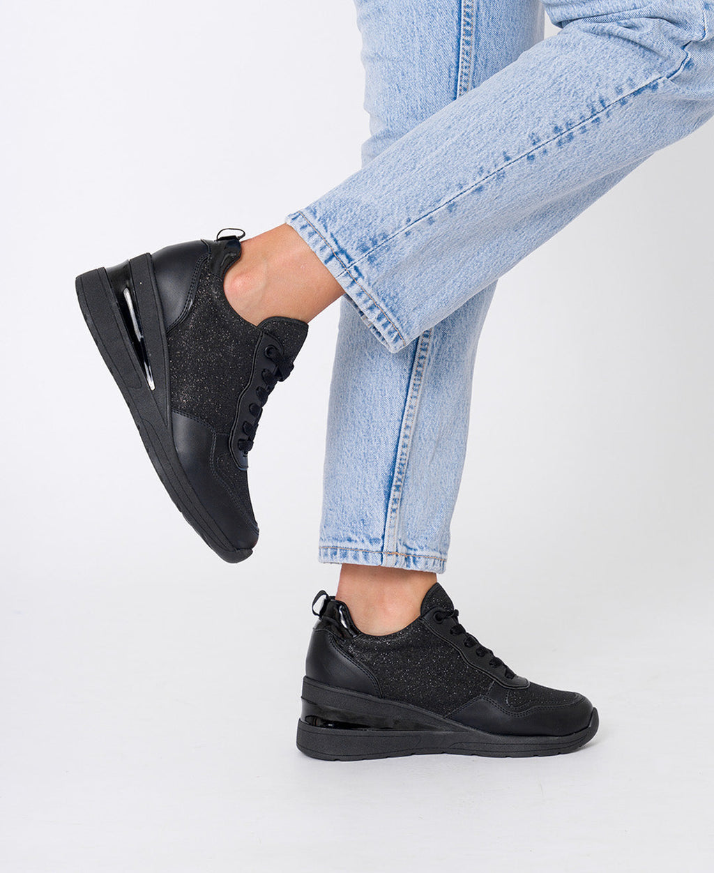 ZAPATILLA NEGRO AVRIL ARANNI